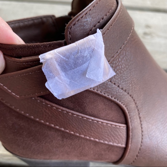 NWOT || Top Moda Brown Ankle Boots - Picture 4 of 9